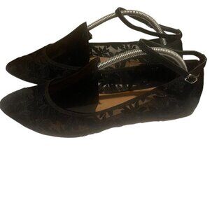 FLORAL MESH EMBROIDERED ANKLE FLATS